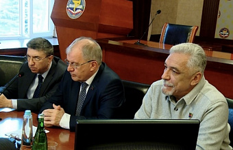 Art director of ensemble "Lezginka" meets with teachers and students of DSMU